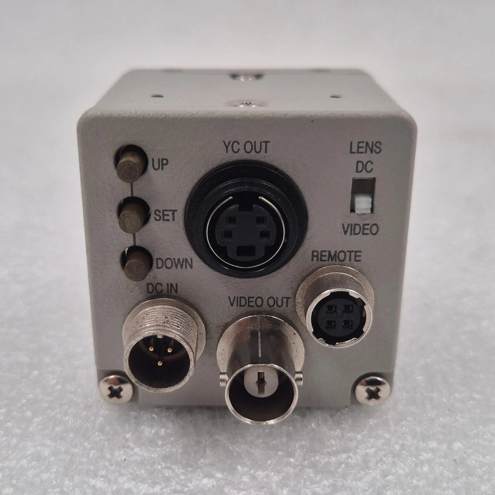 Hitachi KP-D20AP CCD Color industrial Camera 12V