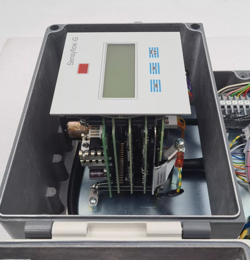 ABB Sensyflow iG FMT500-IG Type 1113 HW 1.20 Thermal Mass Flow Meter
