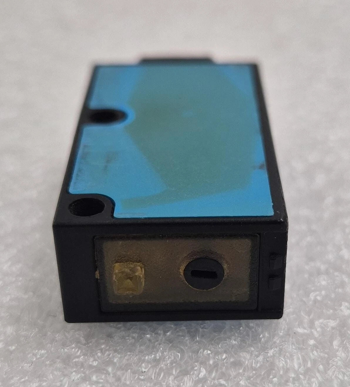 SICK WT9-2P330 1019026 Photoelectric Sensor Detector DC 10-30V