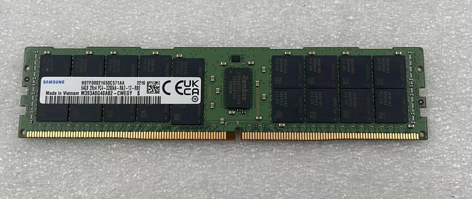 Samsung 64GB 2Rx4 PC4-3200AA M393A8G40AB2-CWEGY Server Memory RAM