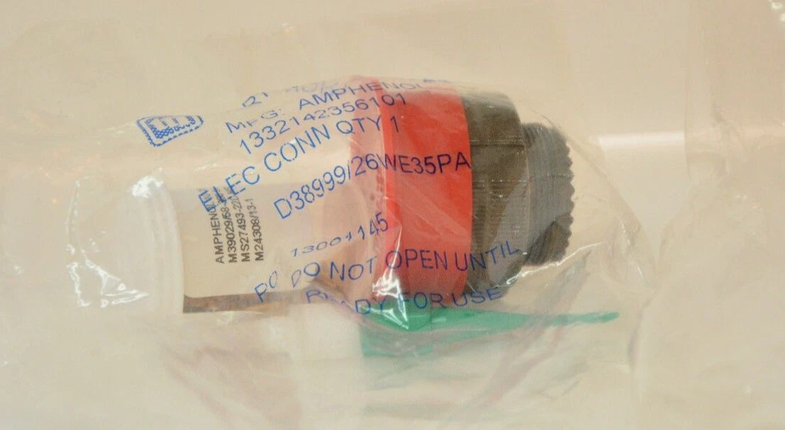 [LOT OF 7] Amphenol 1332142356101 Elec Conn D38999/26WE35PA Mil Spec Connector