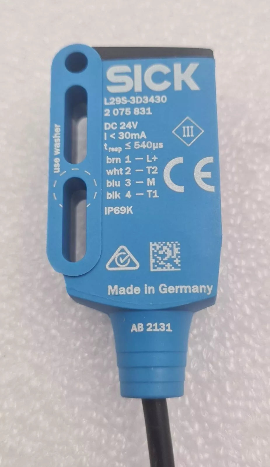 NEW - SICK L29S-3D3430 2075831 Photoelectric Sensor