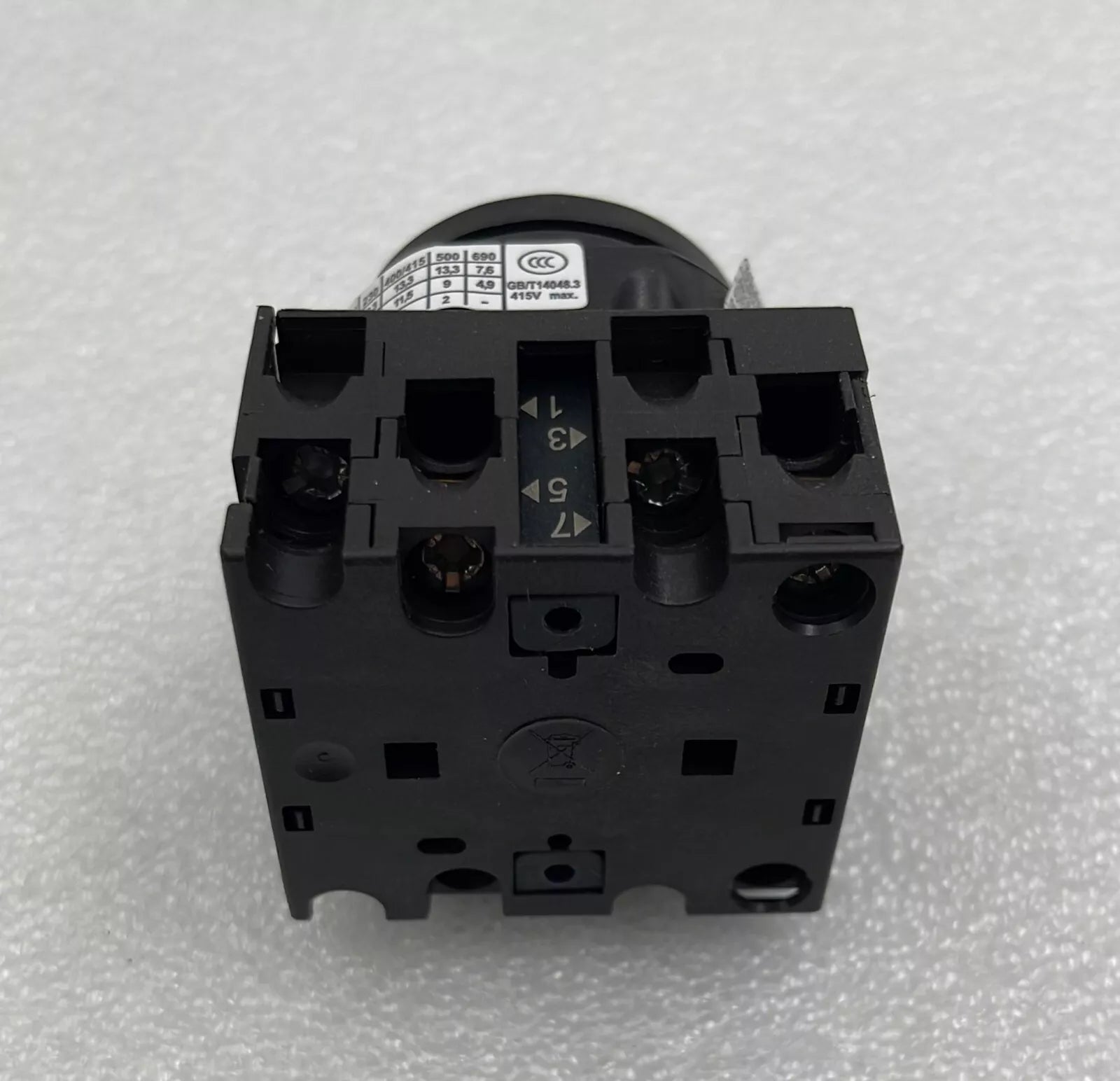 [LOT 2] NEW- Eaton T0-2-8211/E IEC / EN 60947-3 Position Group Switch On Off UPS