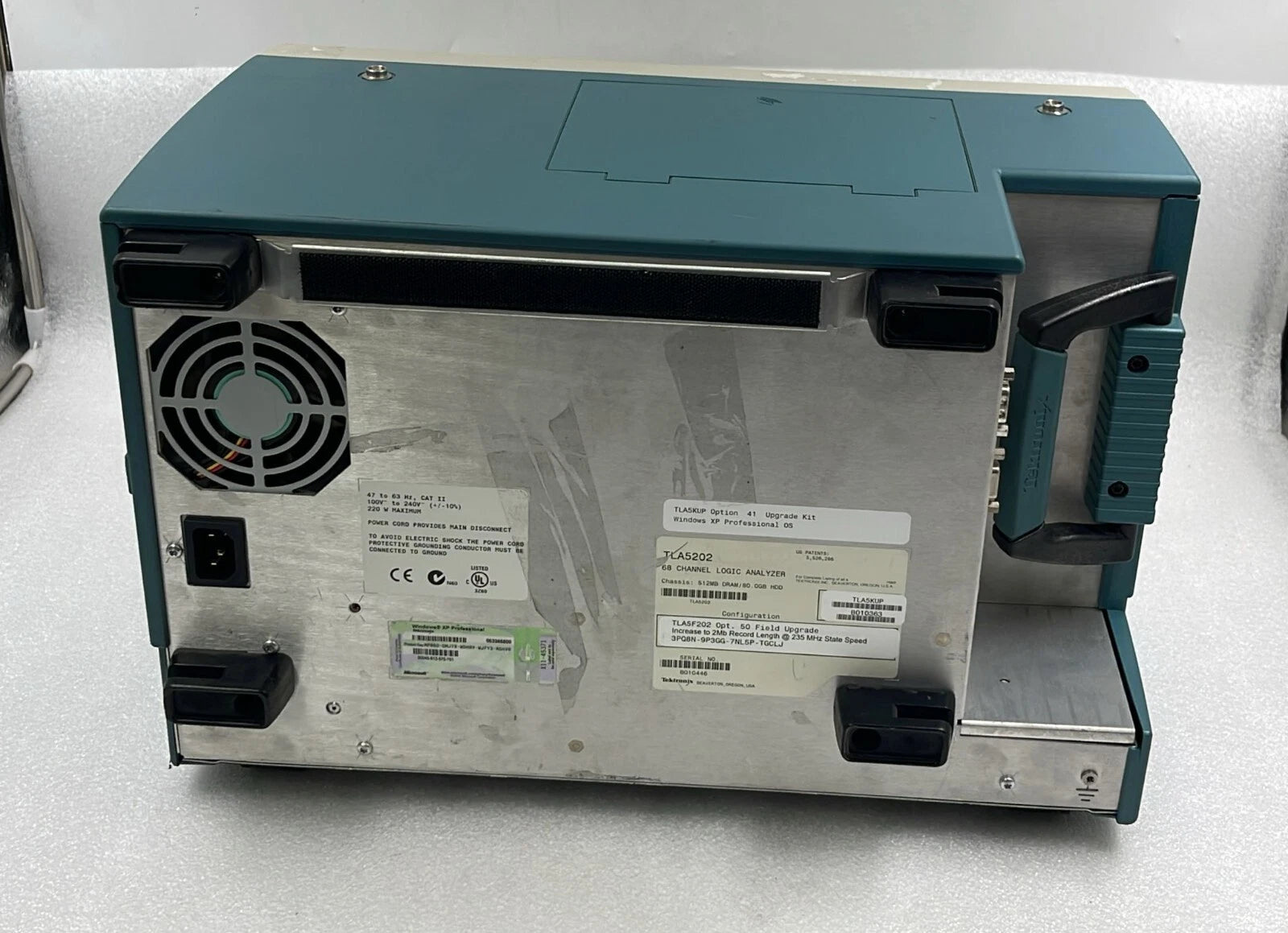 Tektronix TLA5202 68-Channels Logic Analyzer 2-GHz **AS IS