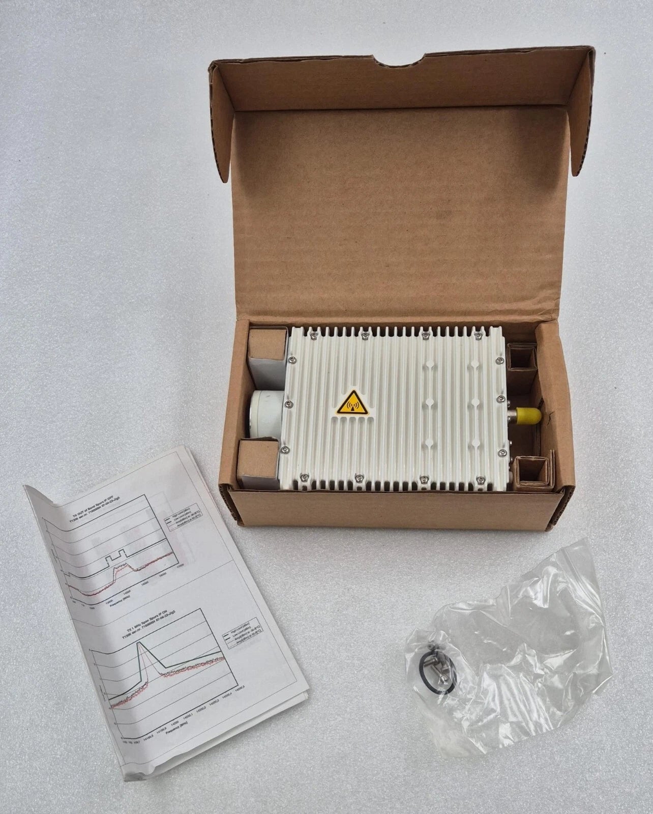 ANDREW 3 Watt T1306 Ku-Band VSAT Transmitter 3112 298 XXXXX Antenna ODU D-M