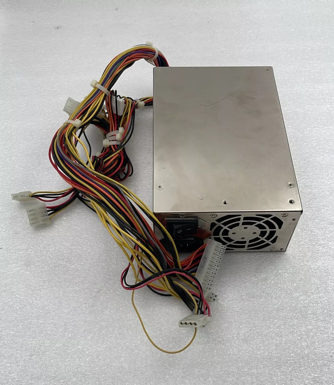 Zippy Emacs PSA-6700P Power Supply Module 700W B001200002