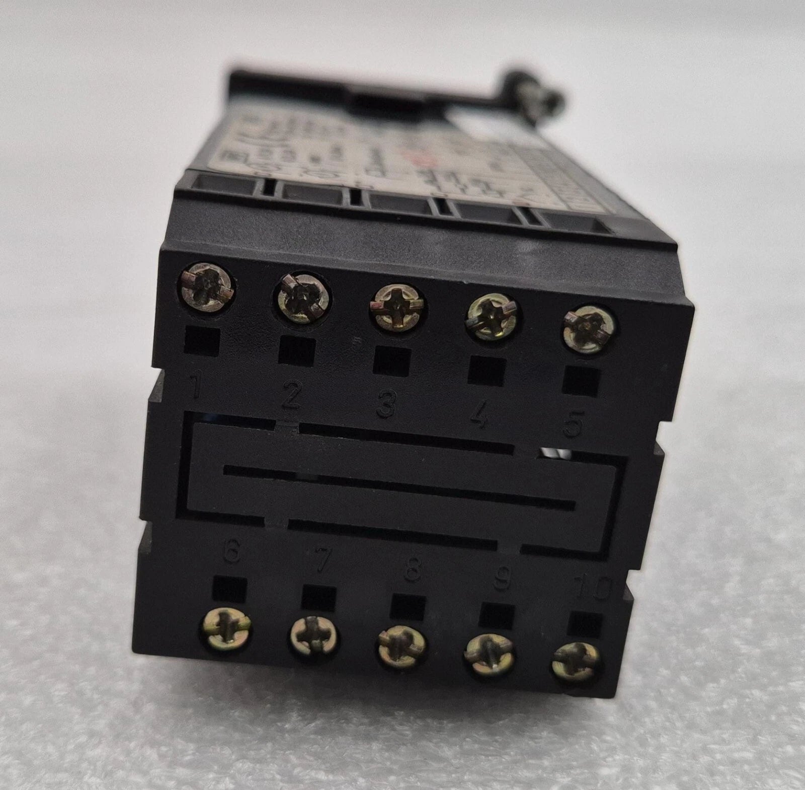 CARLO GAVAZZI PDI 42 THRR2ZX TEMPERATURE CONTROLLER 90-240VAC Thermal Regulator