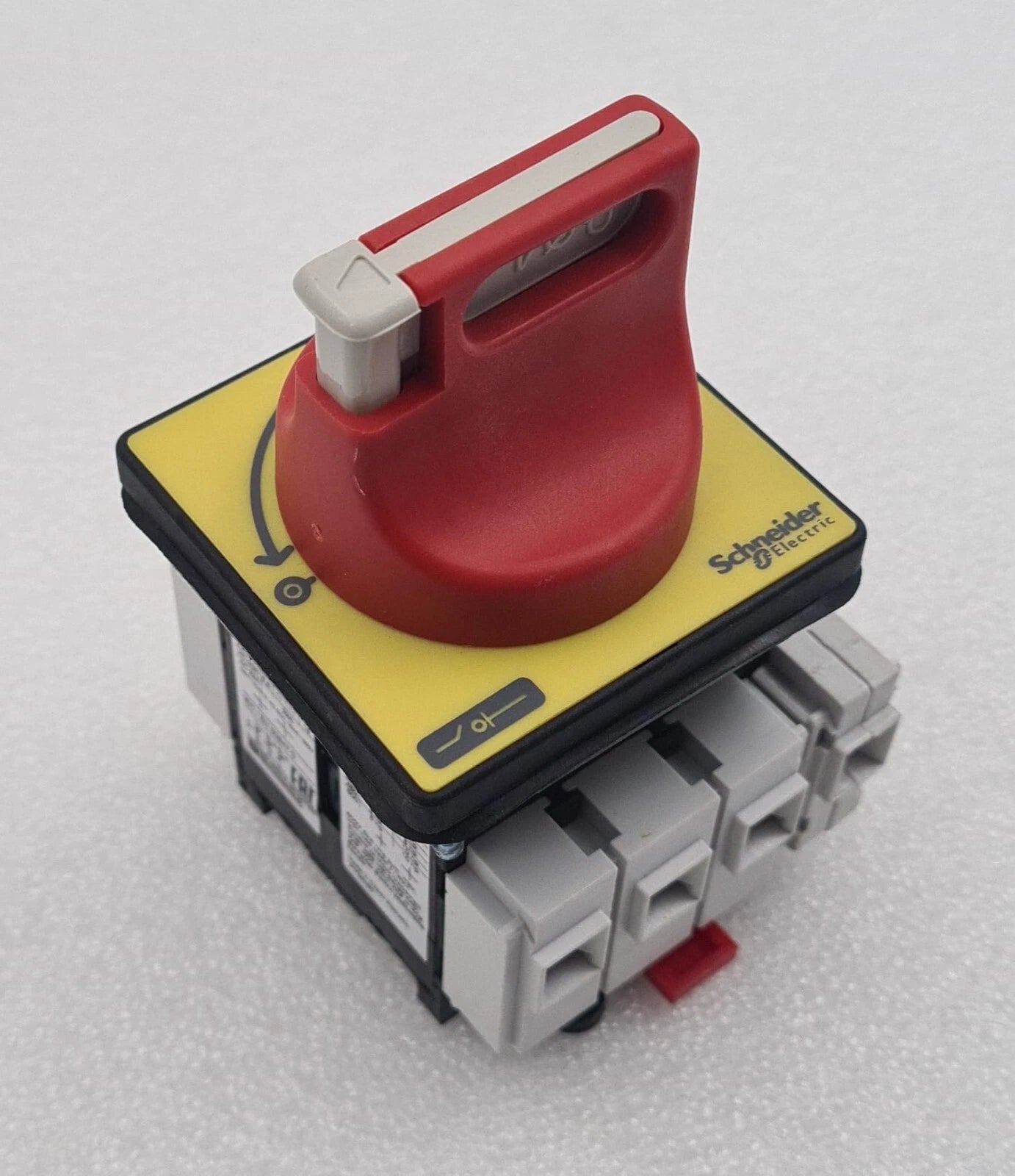 Schneider Electric V1 IEC / EN 60947-3 Main Emergency On Off Switch 32A W/ VZ 11