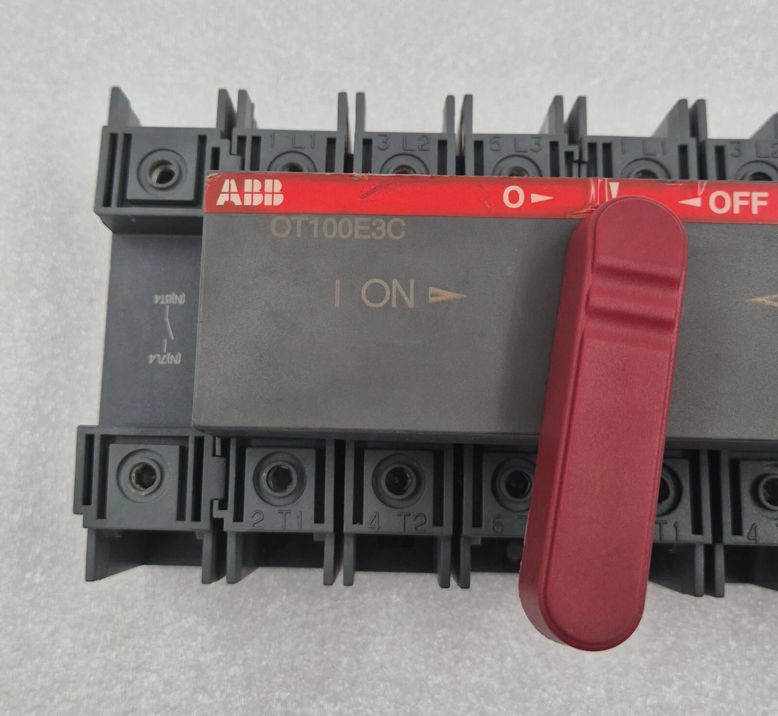 ABB OT100E3C Manual Change-Over Switch Circuit Breaker