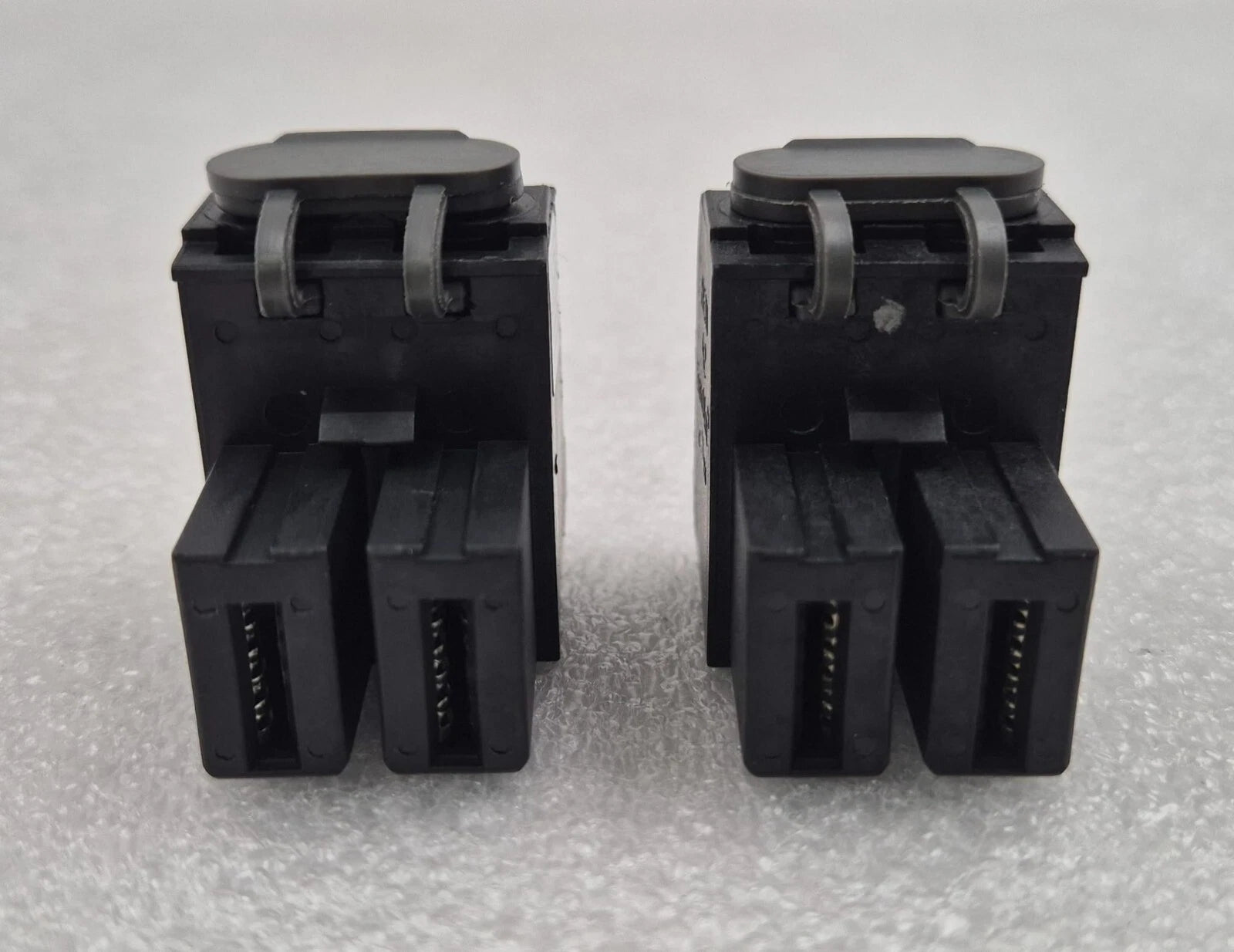 [LOT 2 PCS] Dell 06RYJ9 High Voltage DC Power Pluggable Terminal Block Module