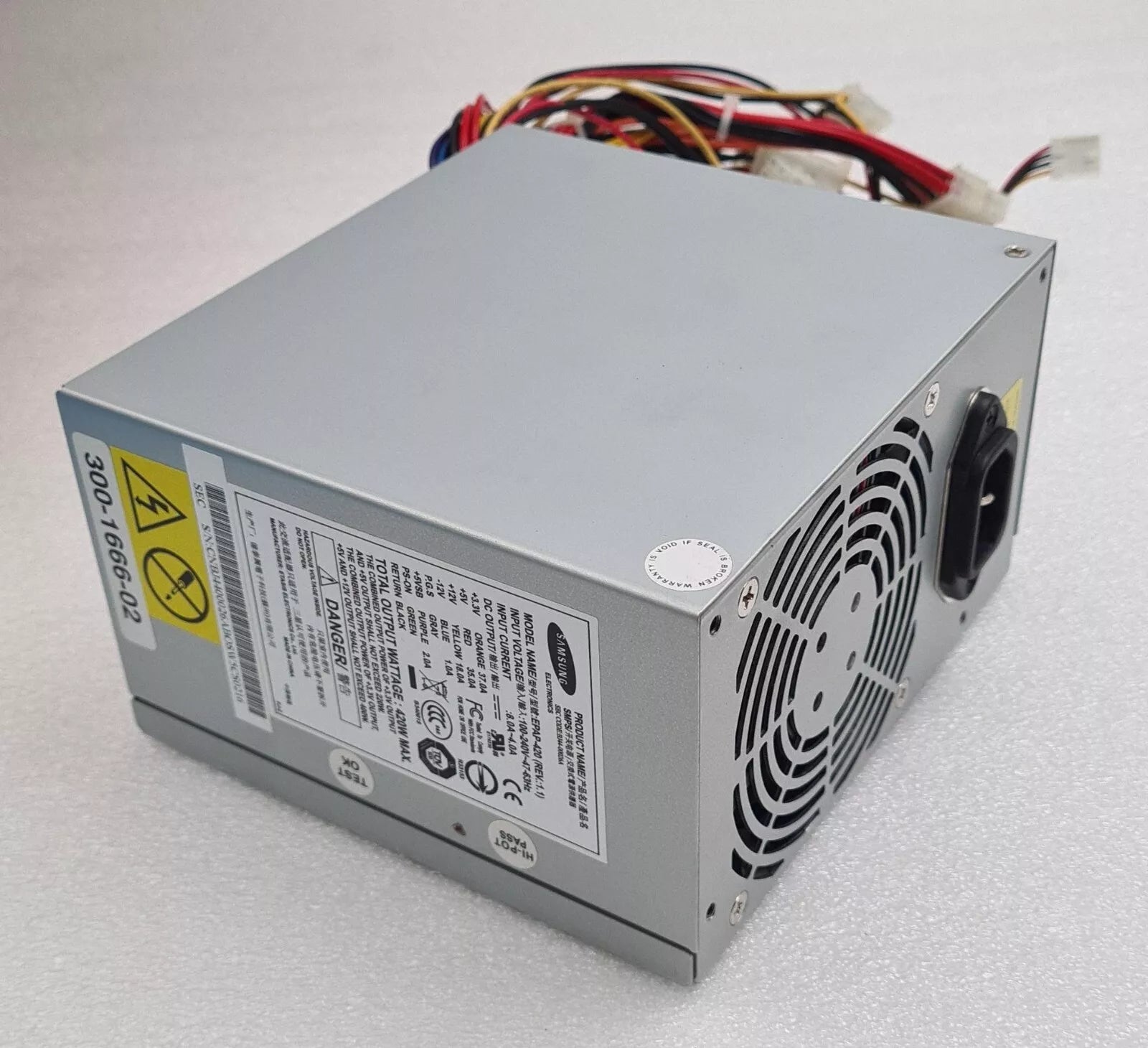 NEW - SUN MICROSYSTEMS BLADE EPAP-420 SAMSUNG 300-1666-02 420Watt Power Supply