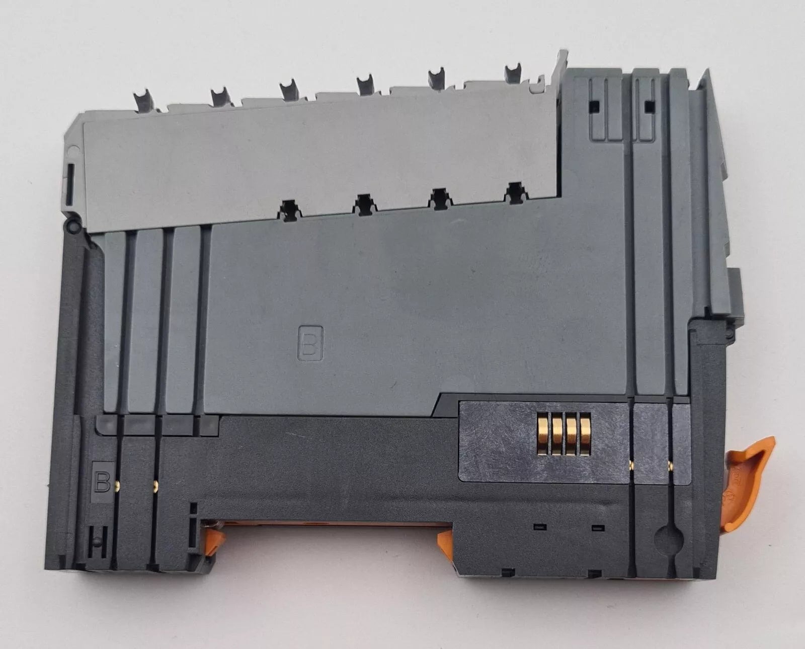 B&R X20 AT 6402 Digital PLC I/O Temperature Input Module W/ X20 BM 11 Base