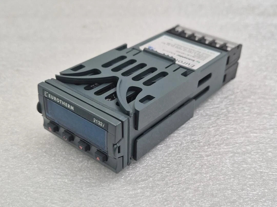 Eurotherm 2132i IRt/c-K model faceplate detail