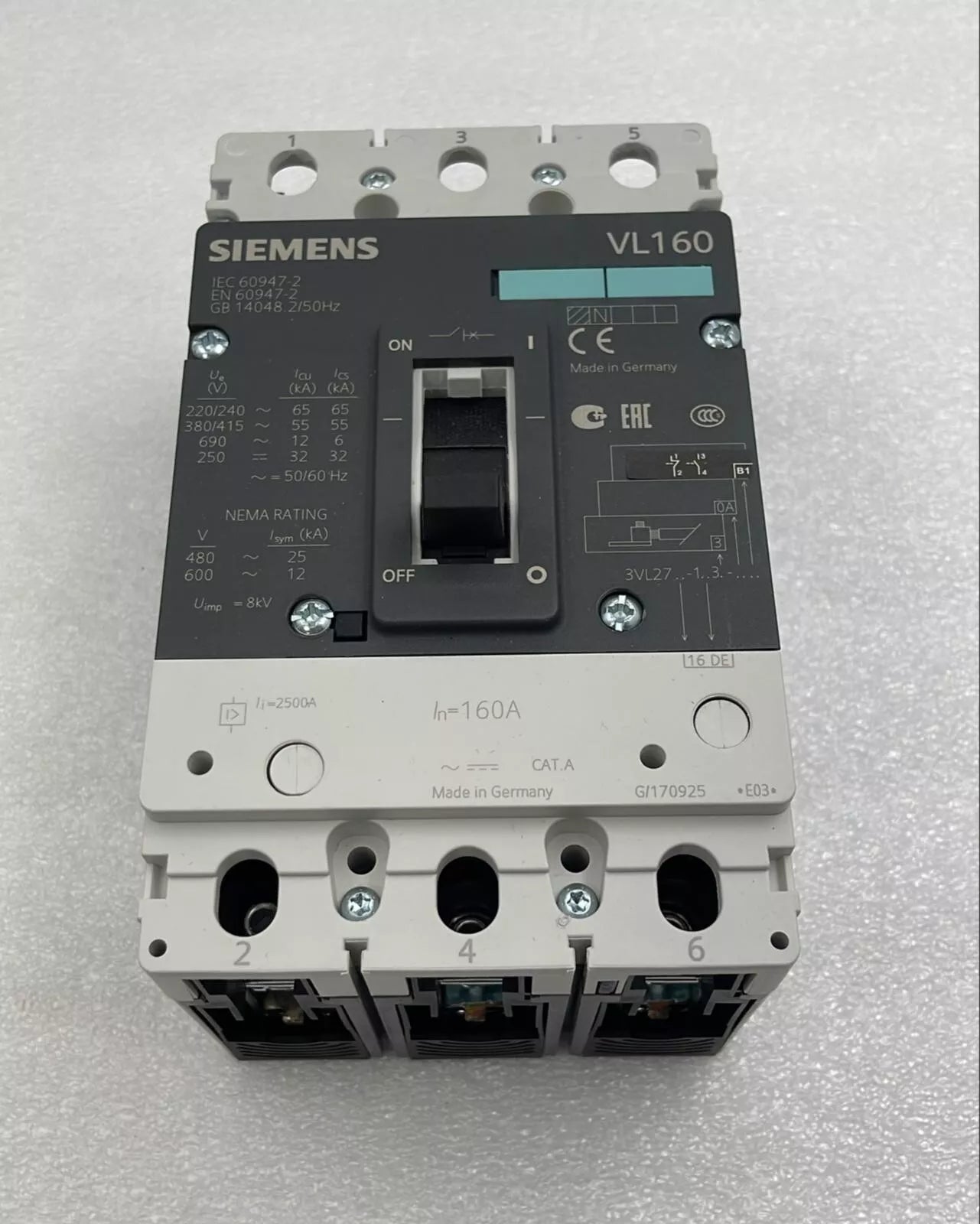 Siemens VL160 circuit breaker 3VL2716-1AA33-0AA0 & Current Trigger 3VL9216-7DE30