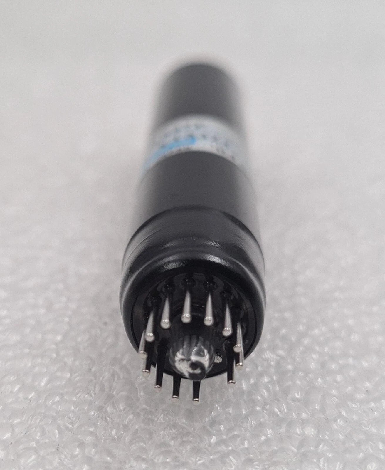 Hamamatsu Photomultiplier Tube R647P & D-Type Socket E849-35 Female