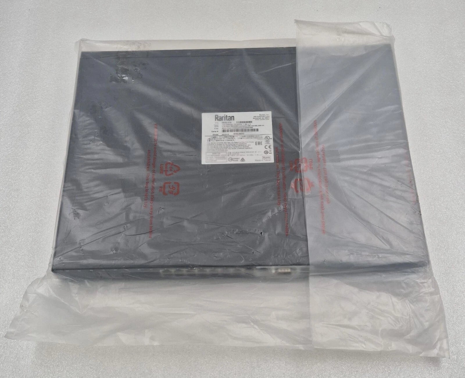 **NEW** Raritan DOMINION DKX3-416 16-Port KVM Over IP Switch 100-240Vac