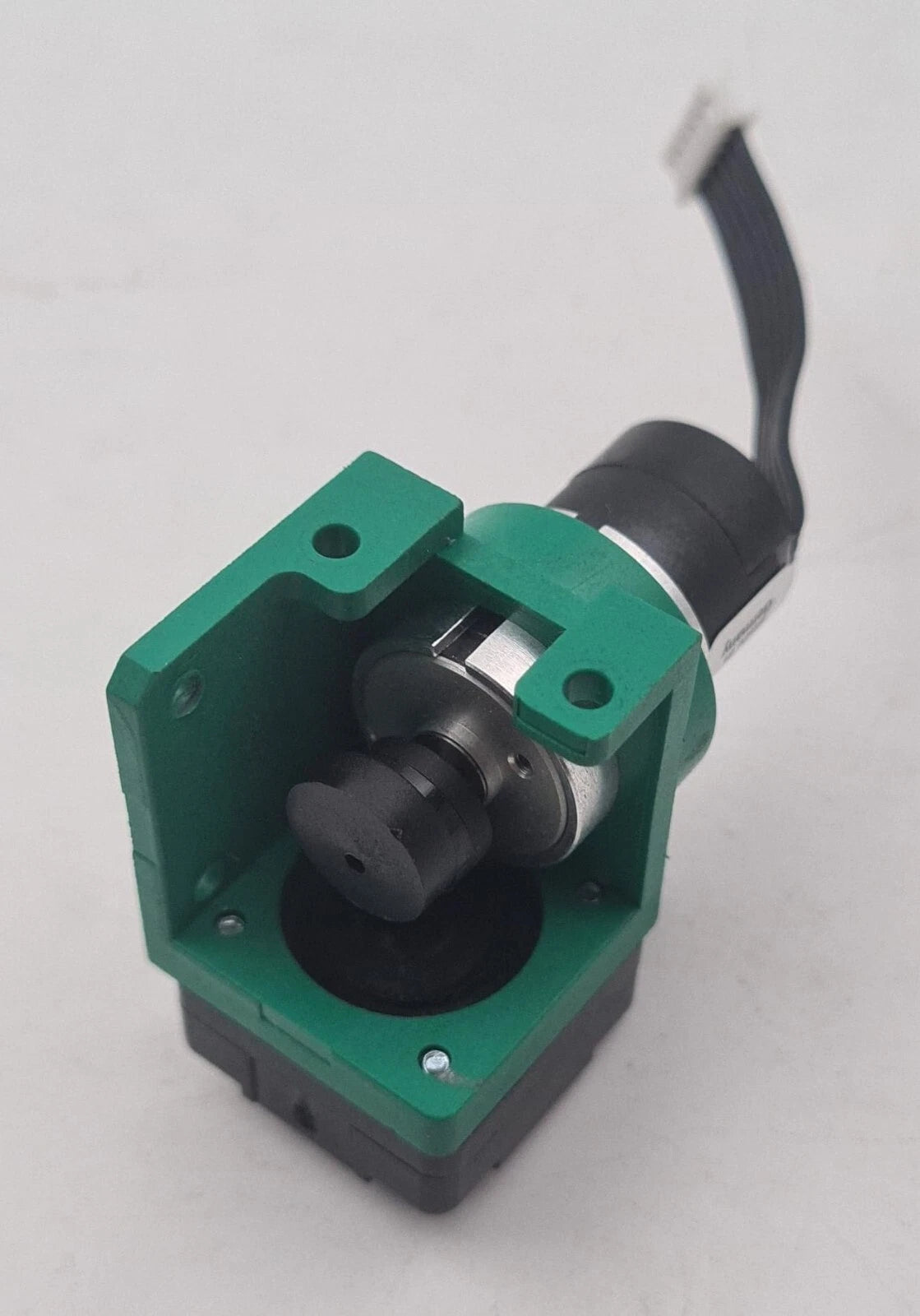 Thomas 3003 Series 30030533 MOT-00009 miniature diaphragm pump 4V compact diaphragm pump assembly