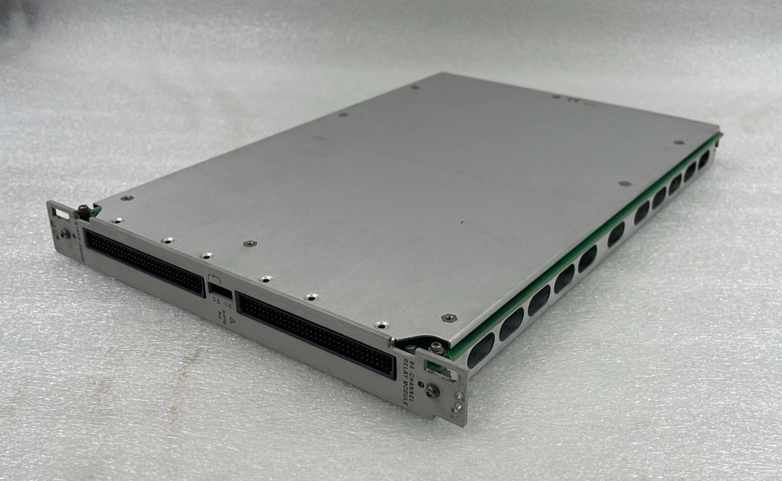 HP 75000 Series-C E1468-66201 64-Channel Relay Module E1469A.jpg