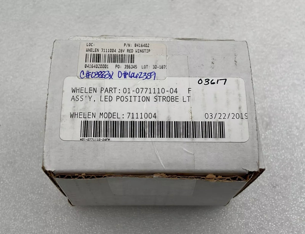 WHELEN 7111004 01-0771110-04 CESSNA LIGHT WING TIP POSITION STROBE