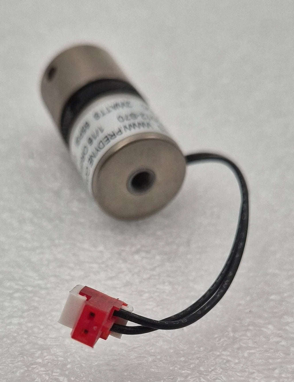 PREDYNE GEMS SENSORS & CONTROLS EH2012-S70 24VDC 2W 65 PSI