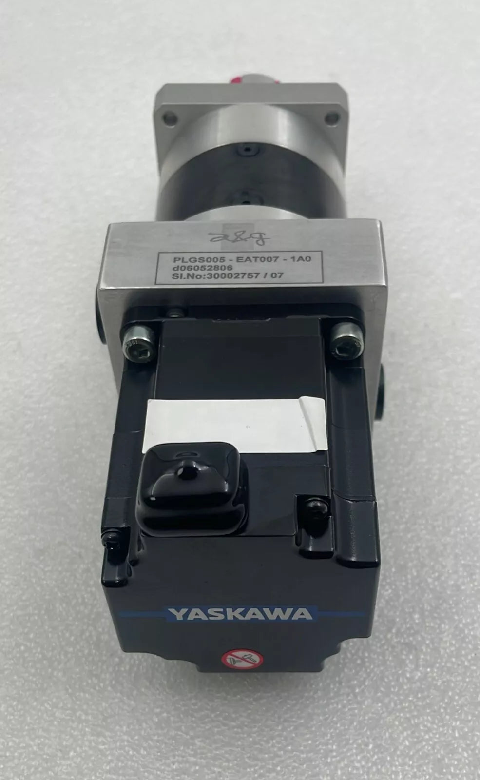 YASKAWA SGM7J-02AFA61 AC SERVO MOTOR 200V PH-3 1.6A 250Hz W/ Gear PLGS005-EAT007