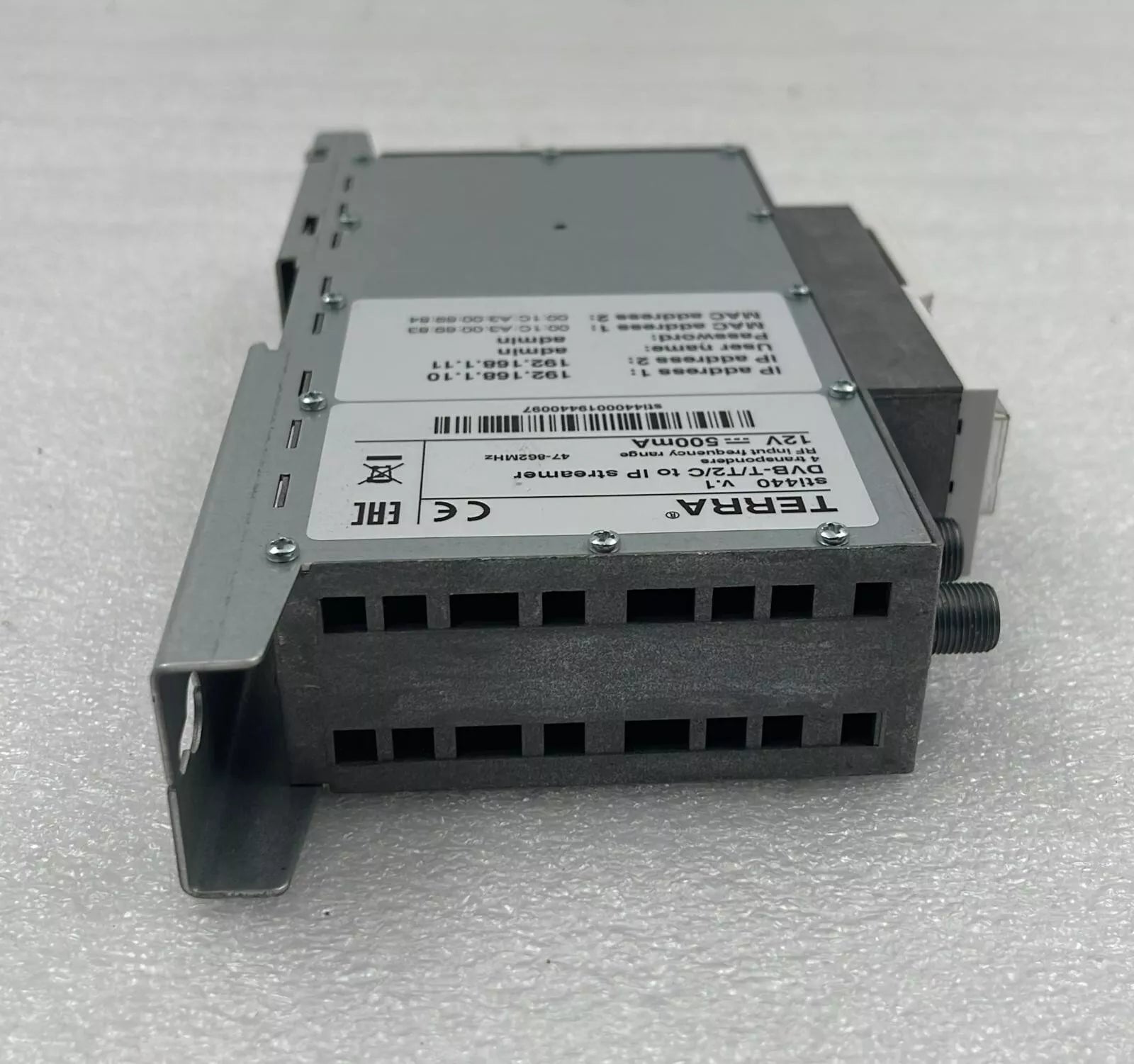 TERRA sti440 DVB-T/T2/C to IP Streamer 12V 500mA digital TV IP converter