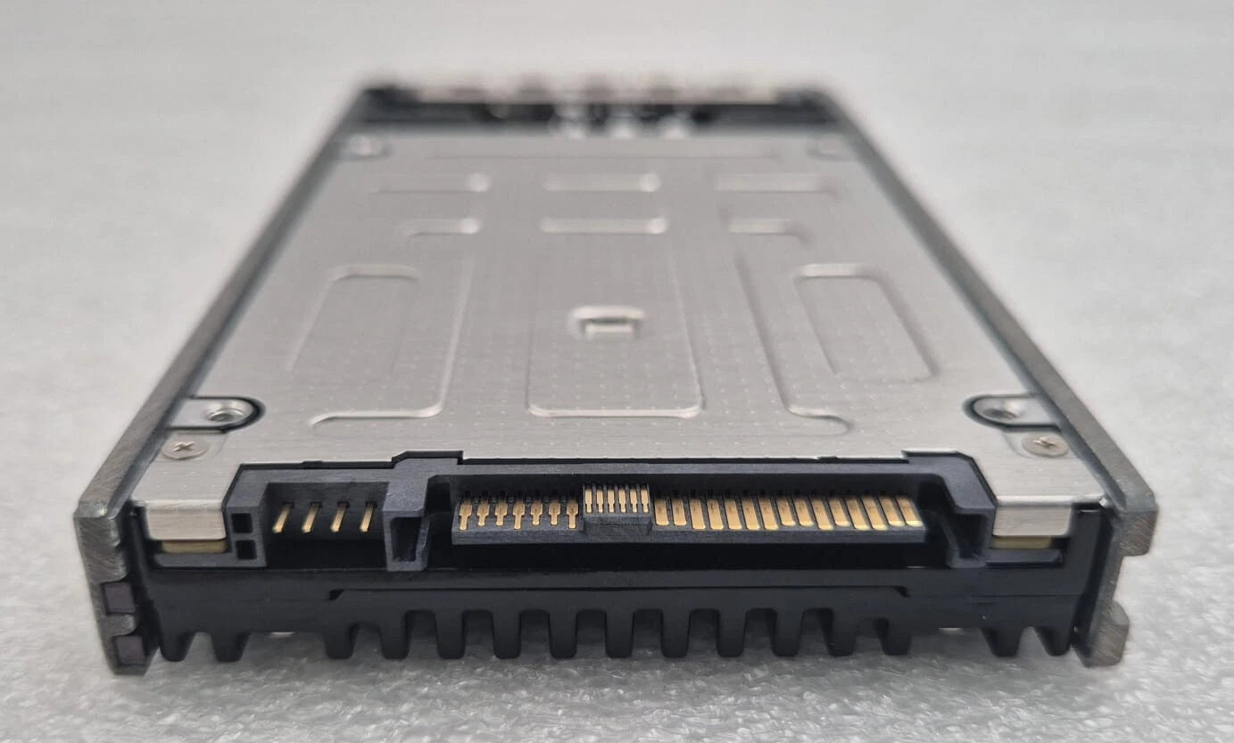 Dell 1.92TB SSD SAS 12Gb/s 2.5'' PX05SRB192Y SDFAM81DUB01 08V7C5 W/ Compellent