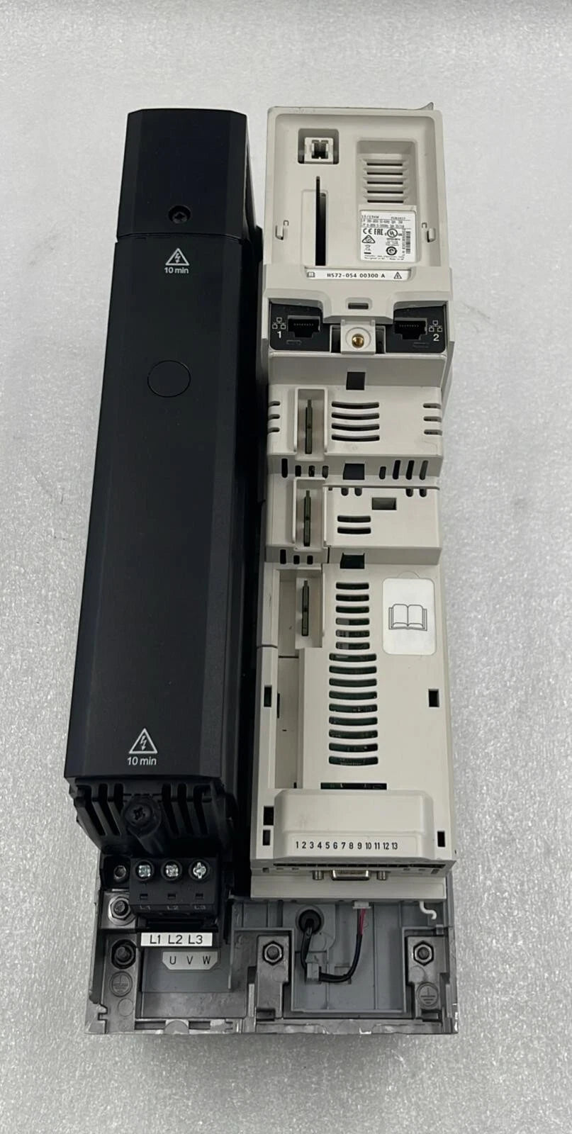 NIDEC Unidrive M700 HS72 VFD 15kW 20HP 3PH 480V HS72-054 00300 A **AS IS