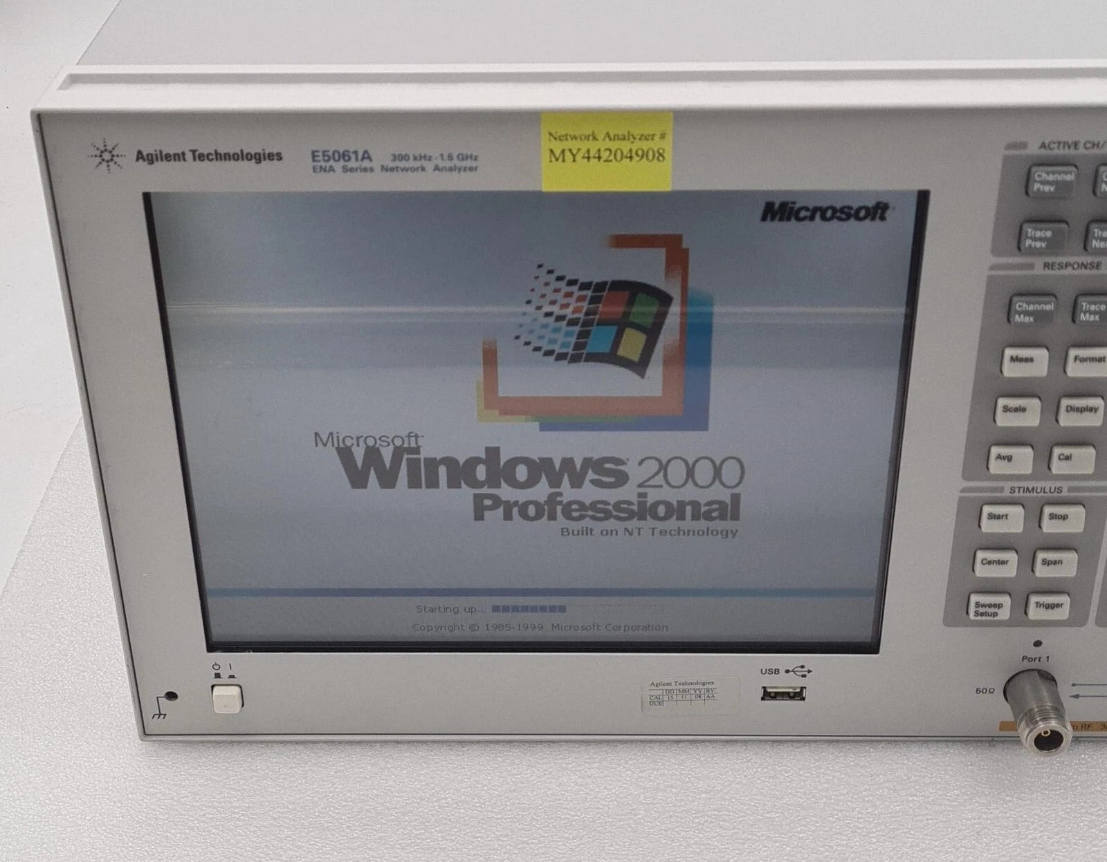 Agilent Technologies E5061A 300kHz - 1.5GHz ENA Series Network Analyzer 015 150