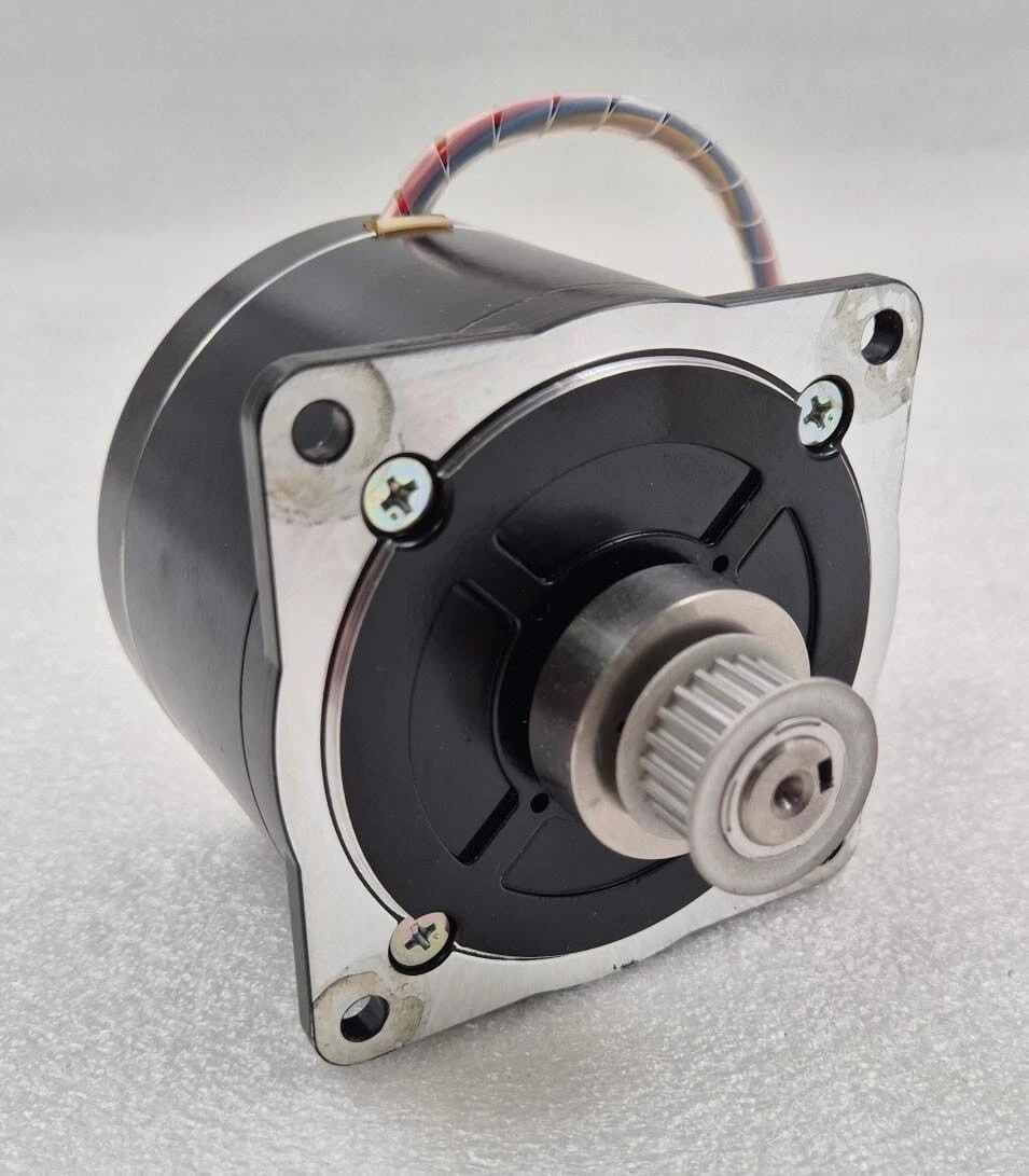 SANYO DENKI Step-Syn 103H8221-5141 stepping motor 1.8 degree DC 4A industrial stepper motor
