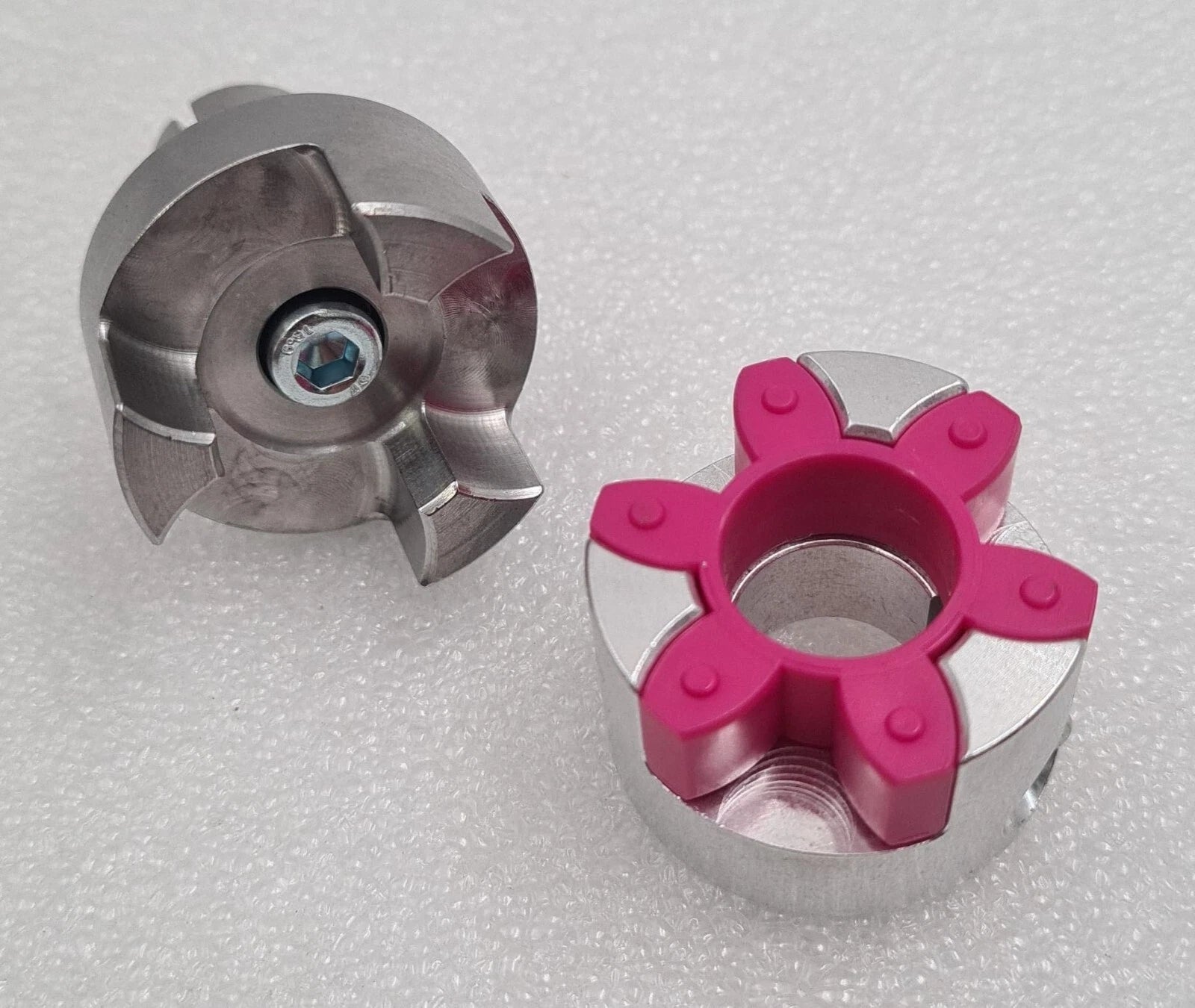 NEW - FESTO EAMD-32-32-14-16X20 1377840 P2 Coupling