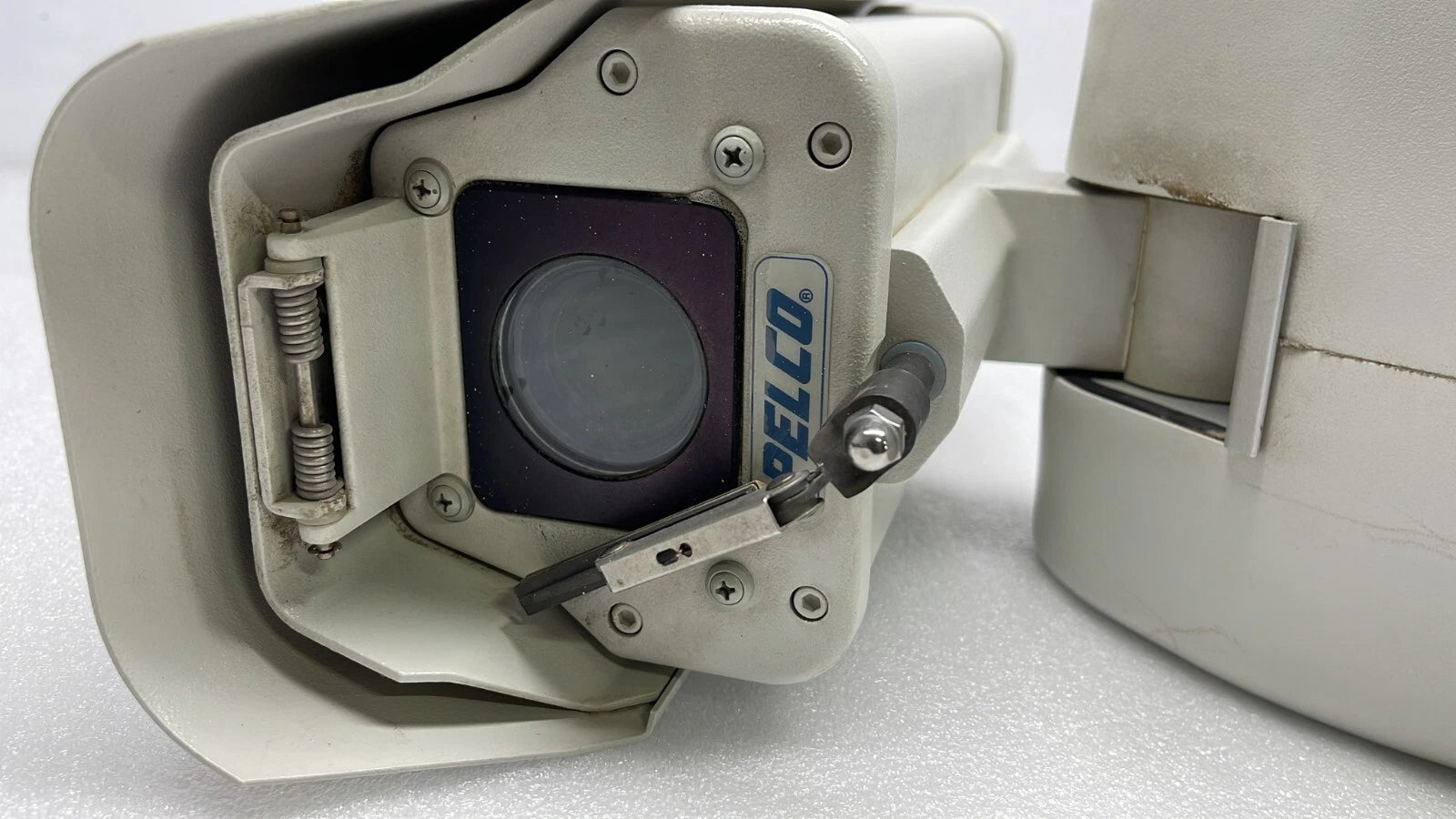 ES5230-12N lens module close-up