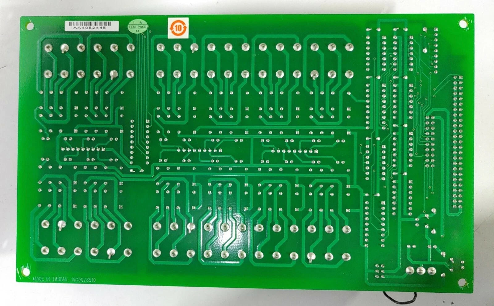 Advantech PCLD785 REV.A1 02-2 24/16 CHANNEL RELAY OUTPUT BOARD