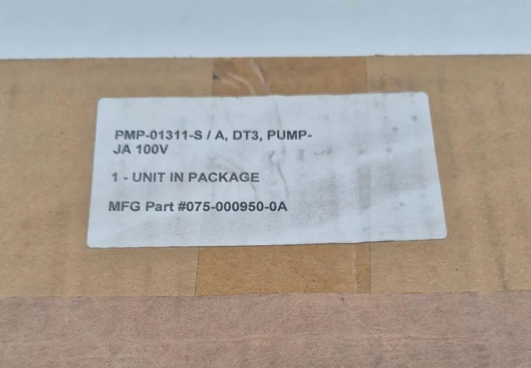 Iwaki MD-70R magnetic drive water pump industrial fluid transfer pump