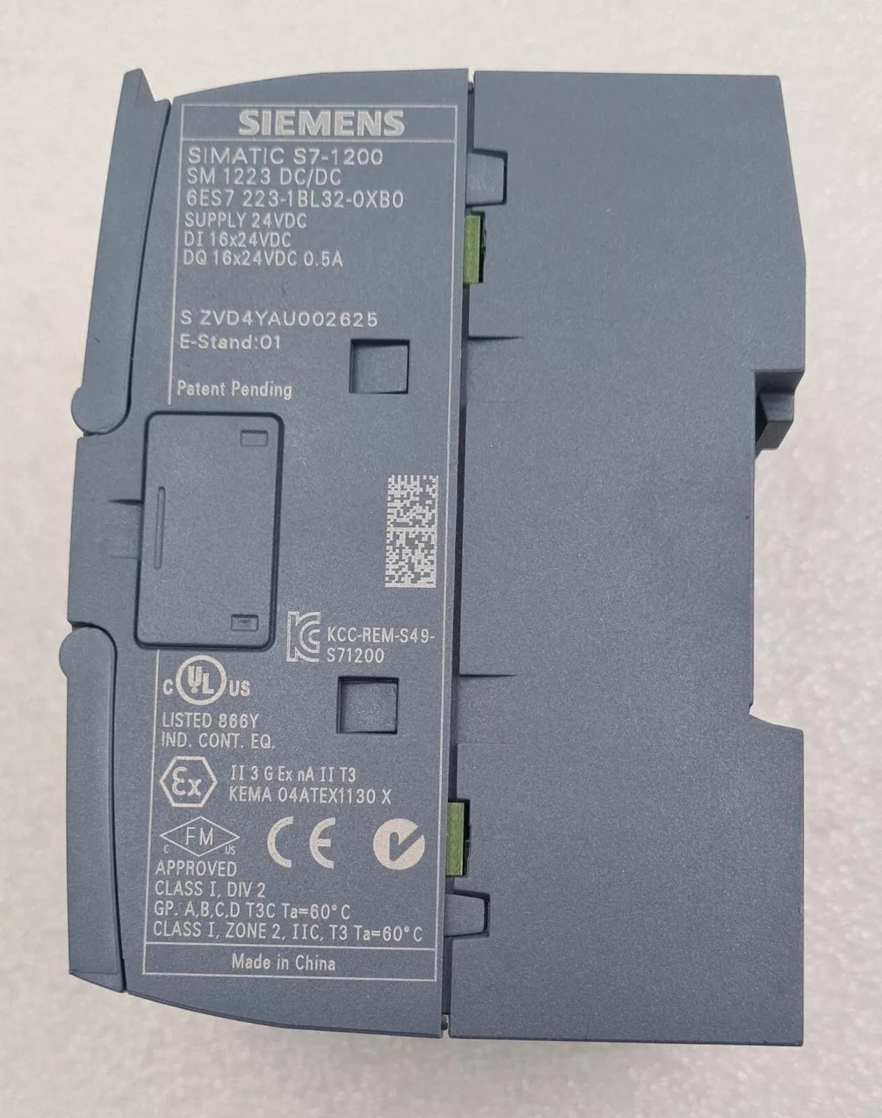 NEW- Siemens SIMATIC S7-1200 SM 1223 DC/DC 6ES7 223-1BL32-0XB0 DIGITAL I/O 24VDC