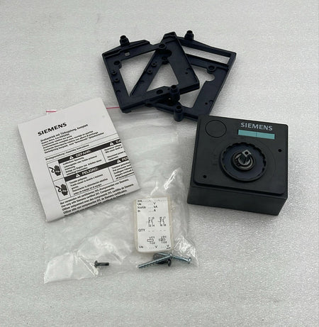 Siemens 3VL9300-3HE00 front mount rotary drive switch with mounting kit