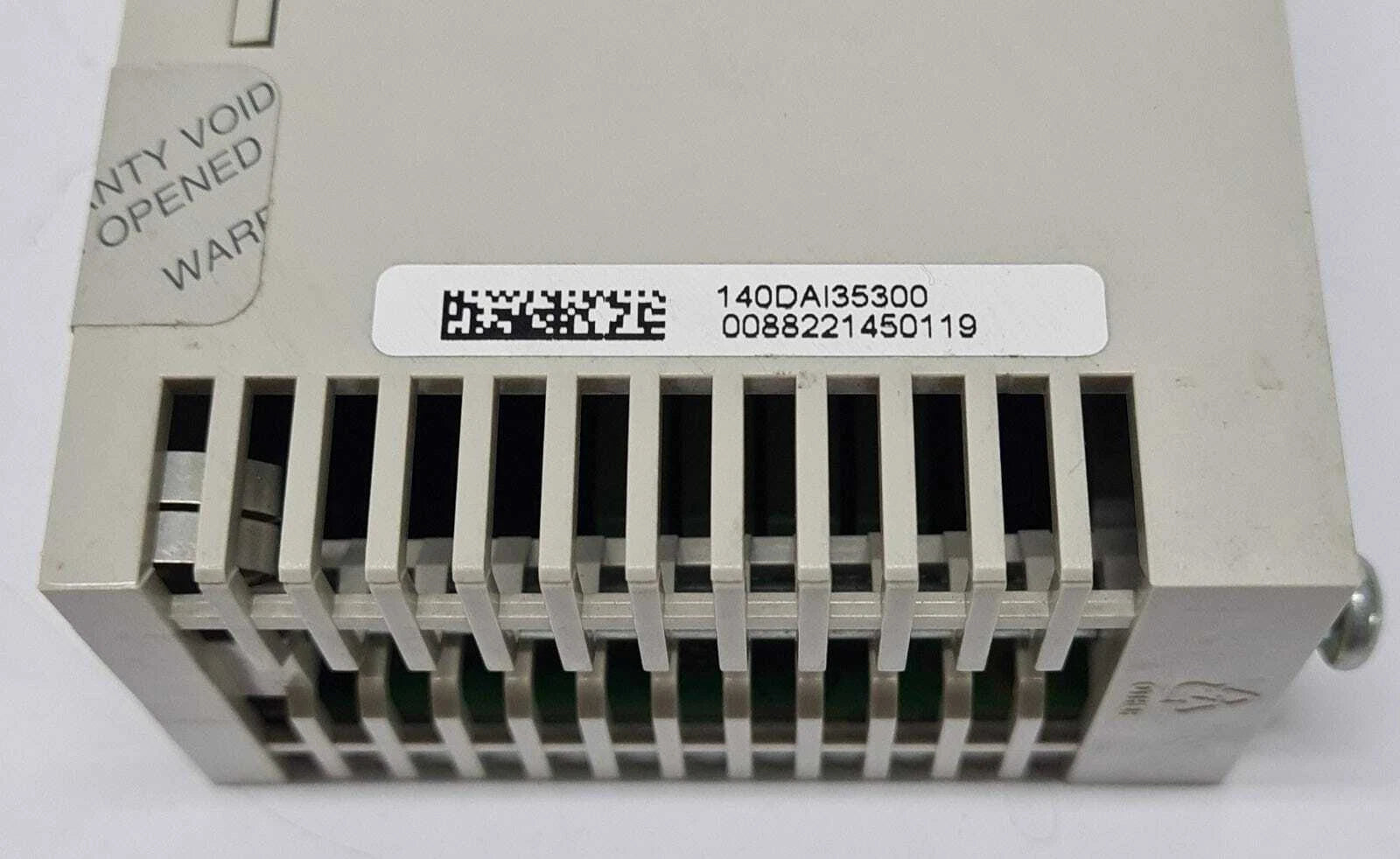 Schneider Modicon TSX Quantum 140 DAI 353 00 AC IN 24V 4X8
