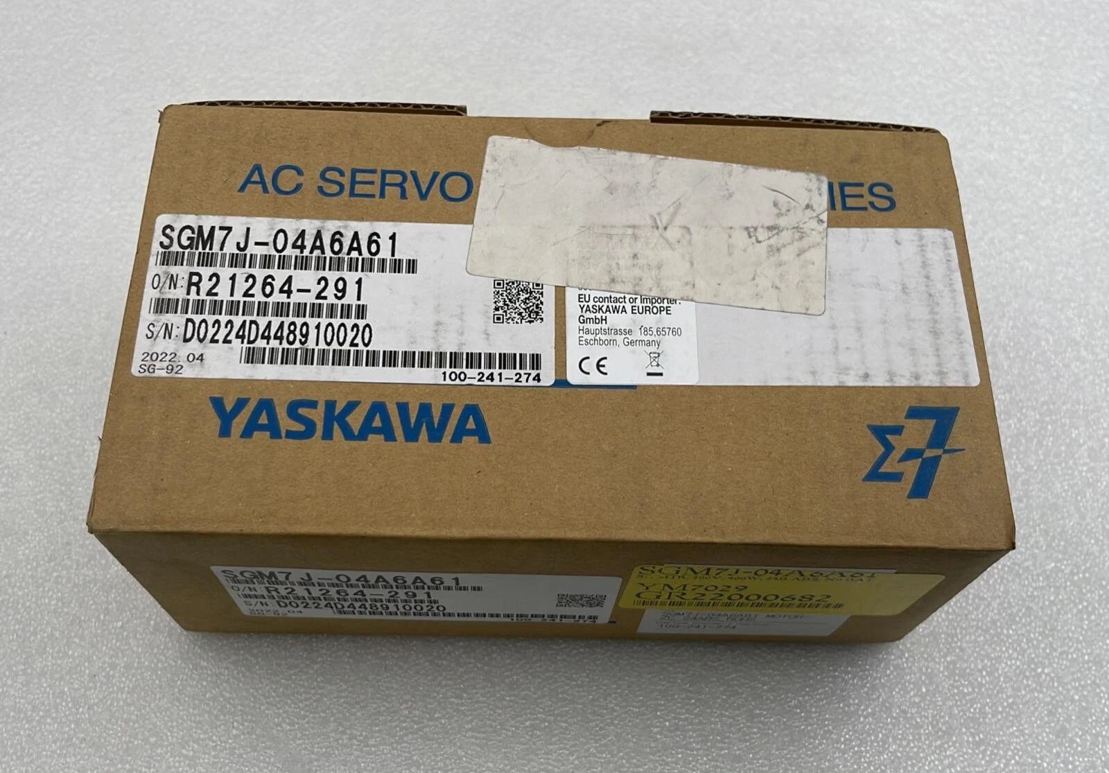 **NEW** YASKAWA SGM7J-04A6A61 AC SERVO MOTOR