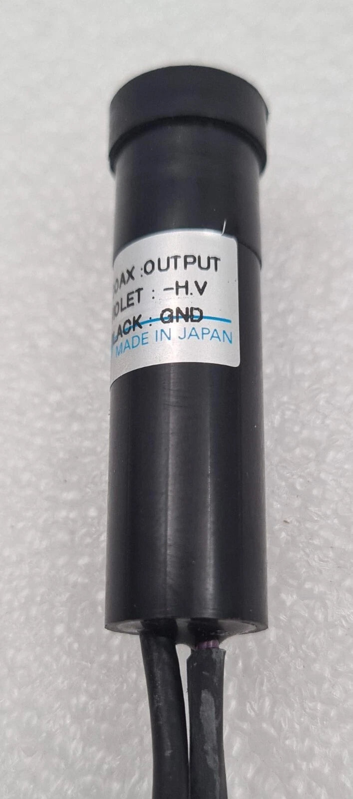 Hamamatsu Photomultiplier Tube R647P & D-Type Socket E849-35 Female