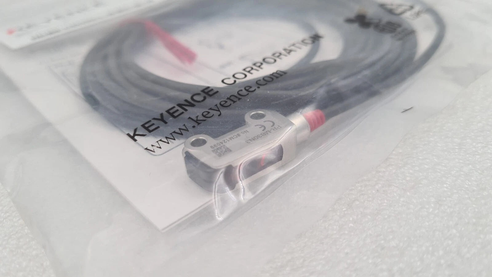 [LOT 3 PCS] NEW SEALED - KEYENCE PR-MB30N3 Photoelectric Sensor 24MB3N3