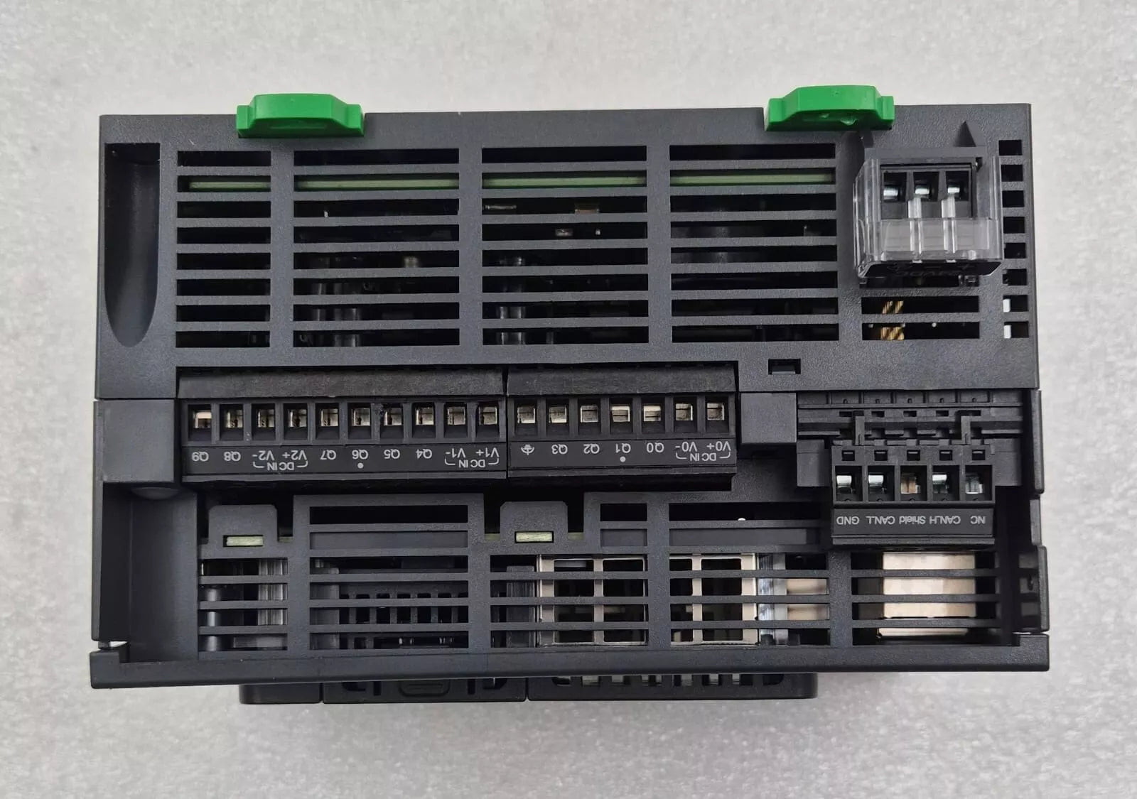Schneider Electric Modicon M241 TM241CEC24T logic controller Tr OUT Source 24V