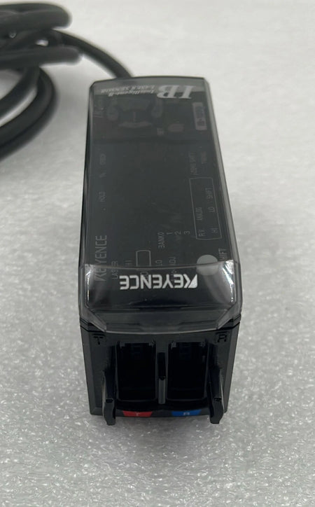 KEYENCE IB-1000 digital laser sensor amplifier connector