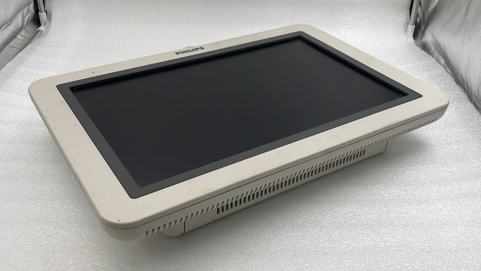 Philips 4535 616 25112 LCD screen side profile