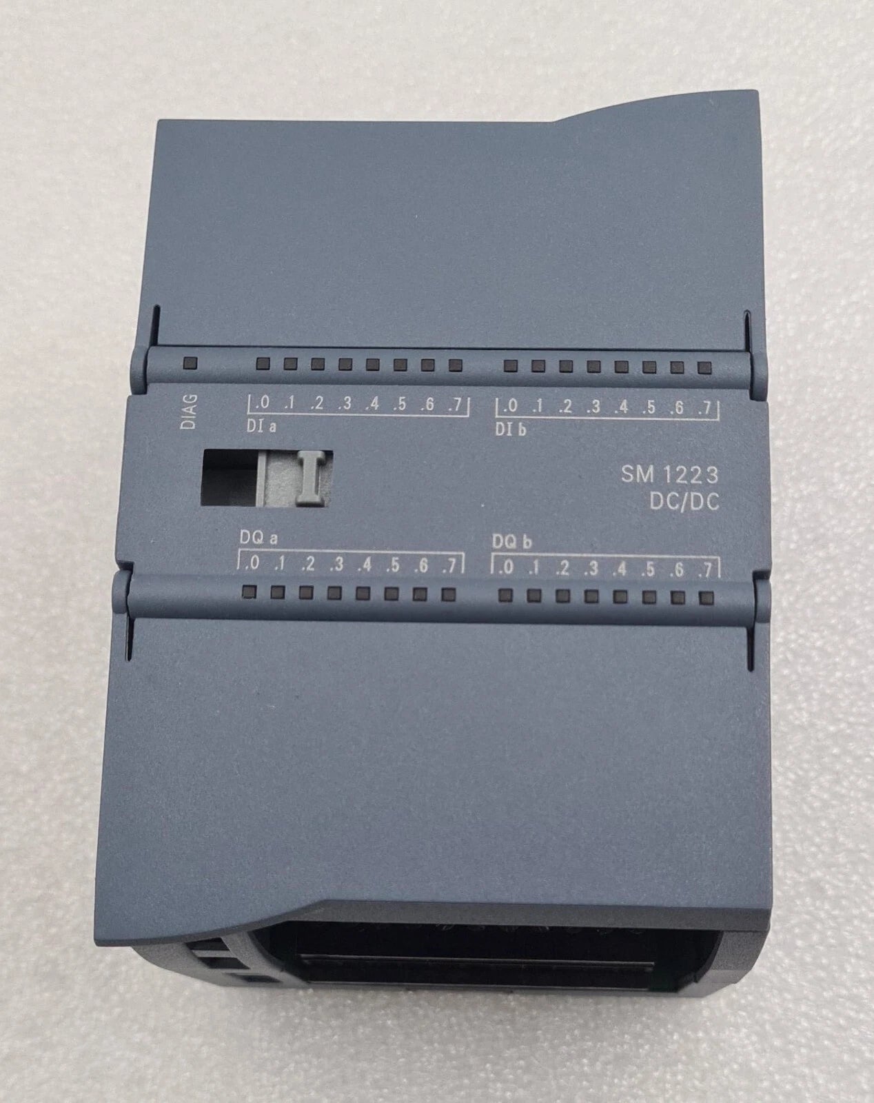 NEW- Siemens SIMATIC S7-1200 SM 1223 DC/DC 6ES7 223-1BL32-0XB0 DIGITAL I/O 24VDC