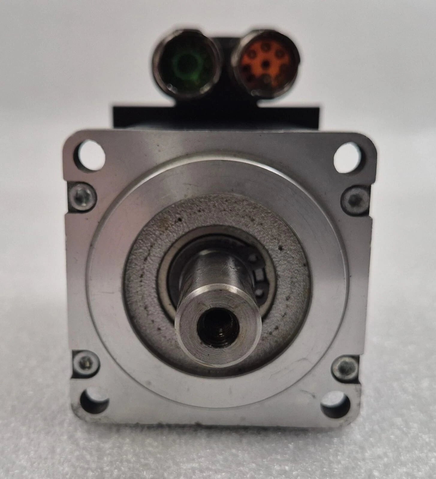 B&R Automation 8LVA23.B1015D000-0 Synchronous Servo Motor