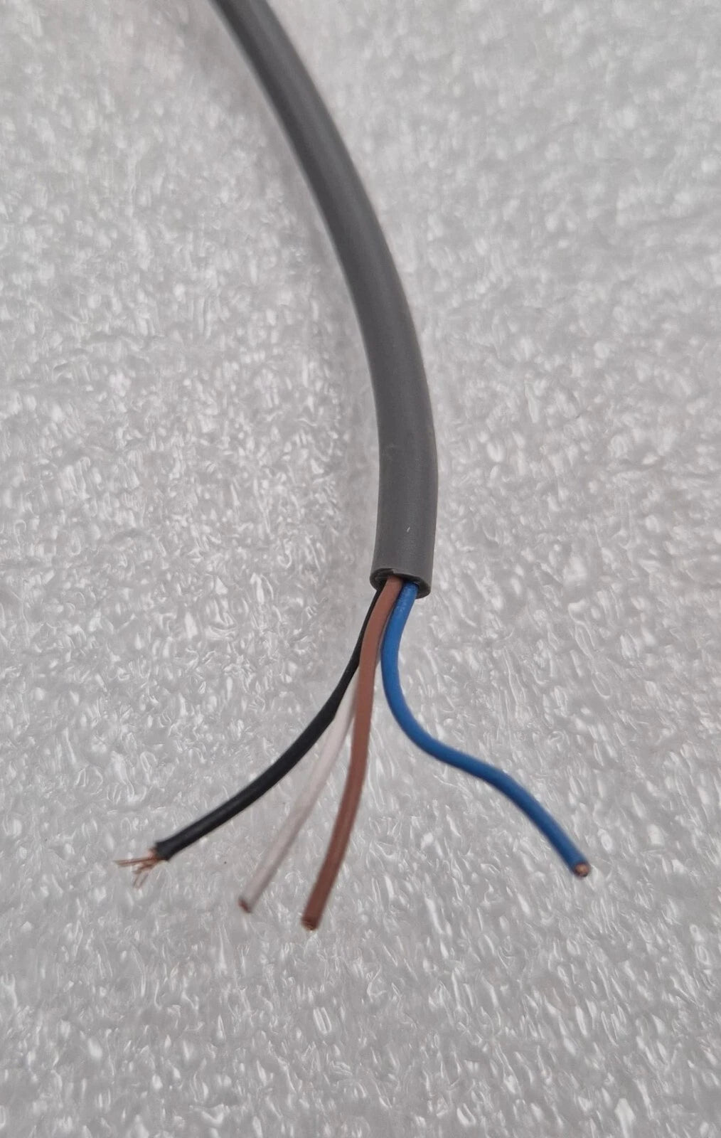 SICK WT150-P162 0051F Photoelectric Switch Sensor Detector DC 10-30V