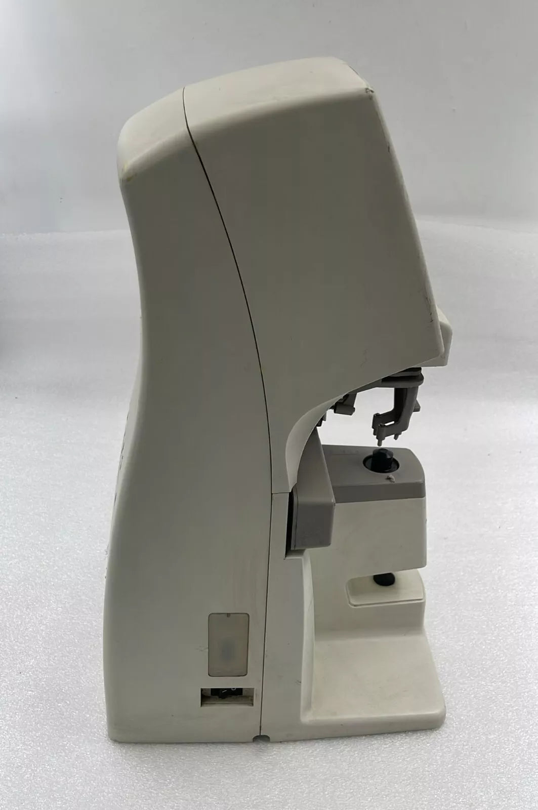 CHAROPS-LM Mirae CLM-3000 auto-lensmeter ophthalmic optical measurement instrument