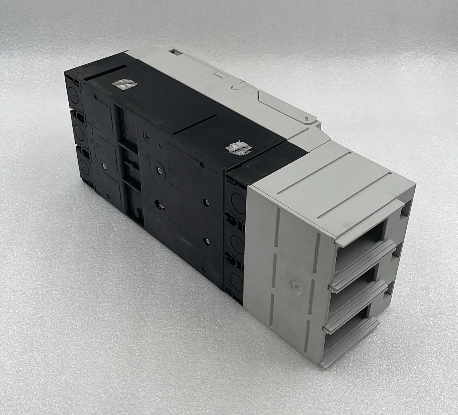 Moeller NZM3 Electronic Circuit Breaker 690v