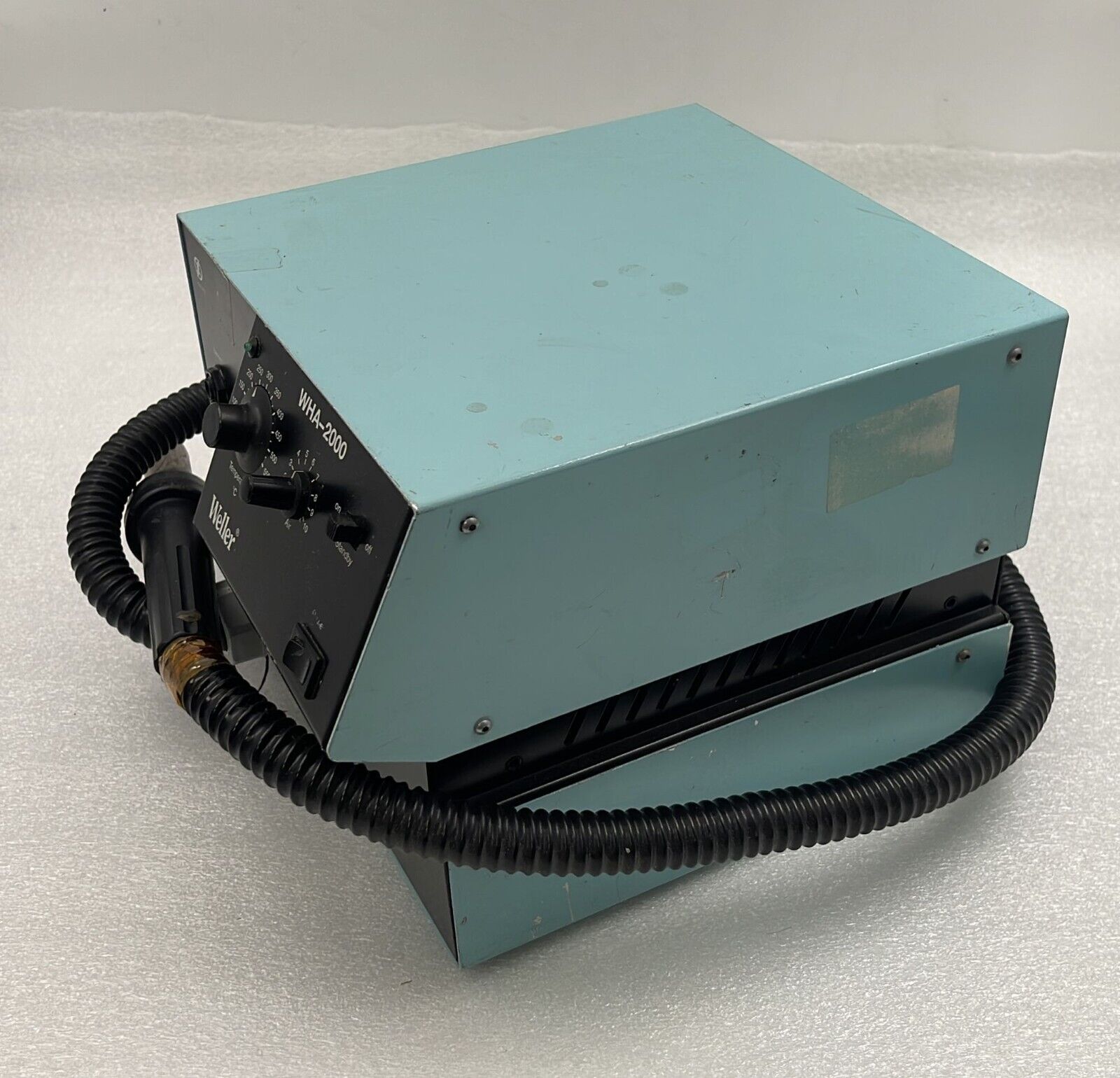 Weller WHA-2000 Temperature-controlled hot air station 53305699  **FOR PARTS**