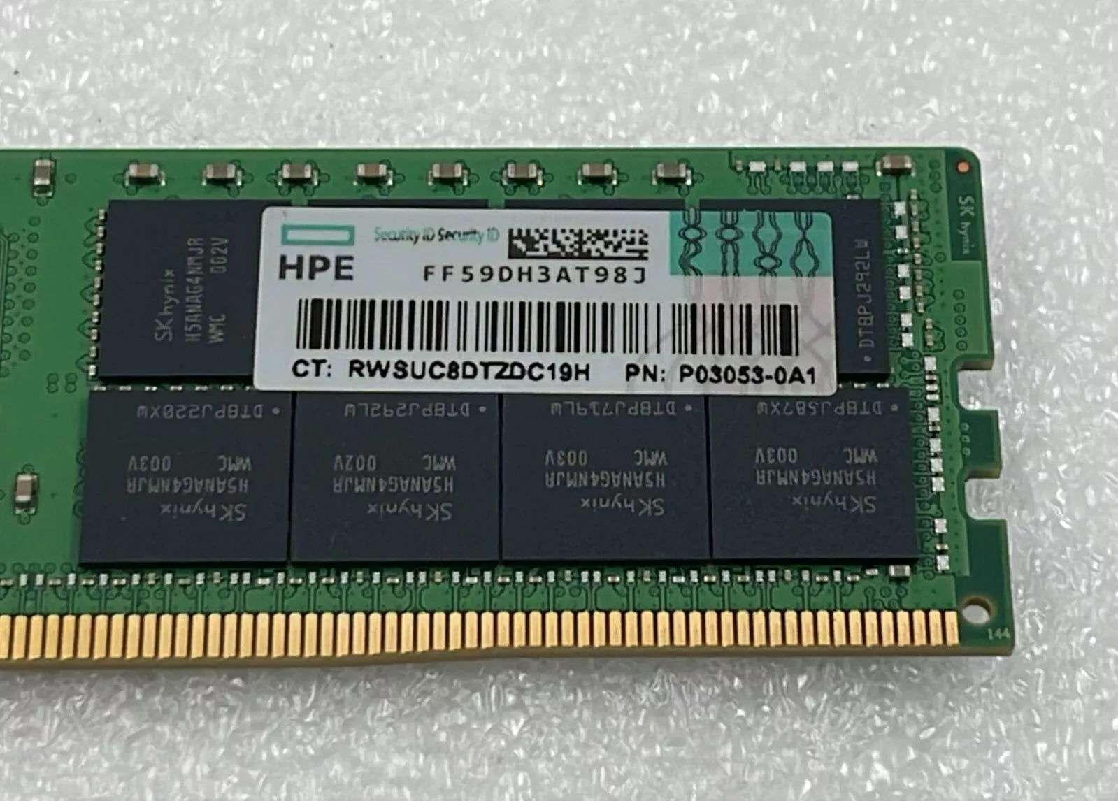 [LOT 4 PCS] SK Hynix 64GB 2Rx4 PC4-2933Y HMAA8GR7MJR4N-WM Server Memory RAM *HPE